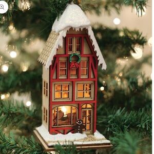 NIB Ginger Cottage Ornament — Collectible, Tannenbaum’s Toboggan Company